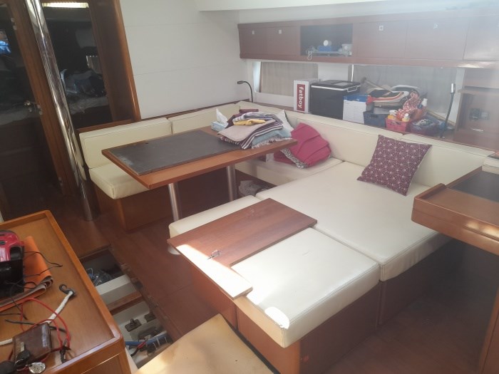 Beneteau Oceanis 55 · 2015 for sale in French Riviera — photo 8