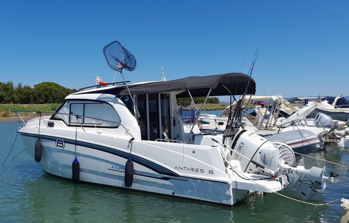 Beneteau Antares 8 · 2022 in vendita in Toscana (Livorno ed Elba) — foto 1