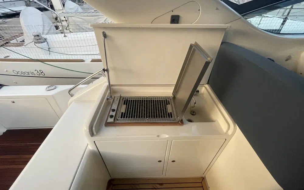 Uniesse 42 Open · 1999 zu verkaufen – Côte d'Azur — Foto 8