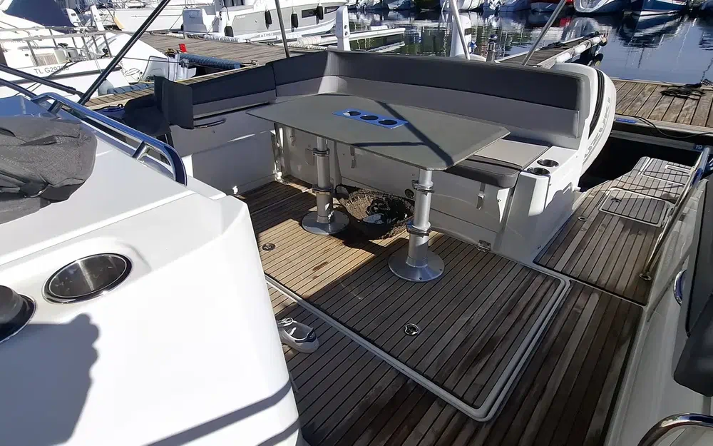 Jeanneau Cap Camarat 10.5 WA · 2019 zu verkaufen – Côte d'Azur — Foto 4