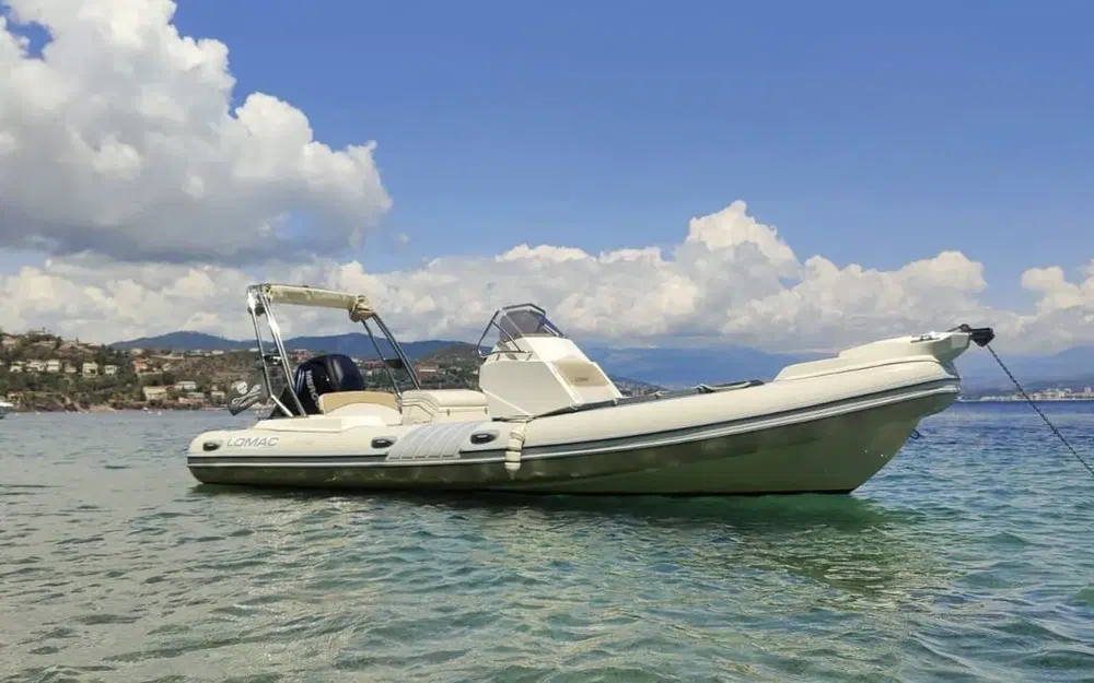 Lomac 710 IN · 2017 en venta en Costa Azul — foto 1