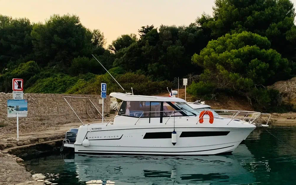 Jeanneau Merry Fisher 855 · 2013 zu verkaufen – Côte d'Azur — Foto 1