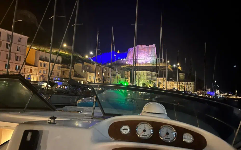 Silverton 360 · 1998 zu verkaufen – Côte d'Azur — Foto 10