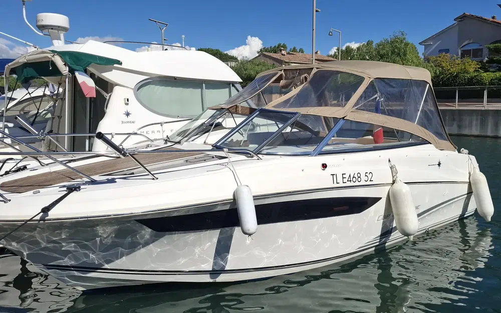 Jeanneau Cap Camarat 7.5 DC · 2011 zu verkaufen – Côte d'Azur — Foto 1