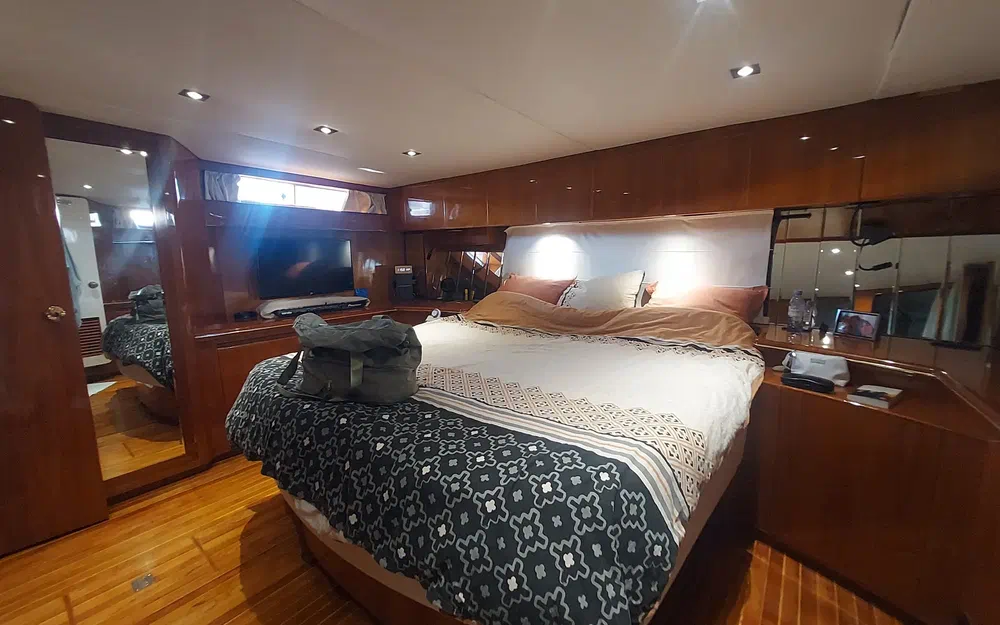President 585 · 1996 for sale in French Riviera — photo 3