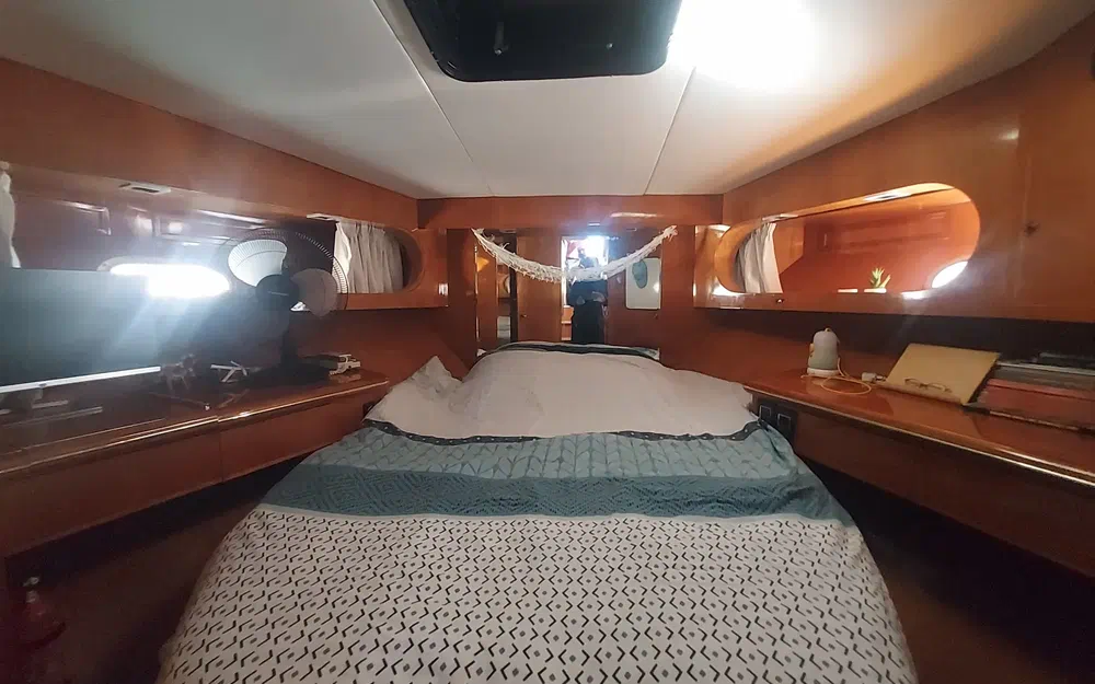 President 585 · 1996 for sale in French Riviera — photo 5