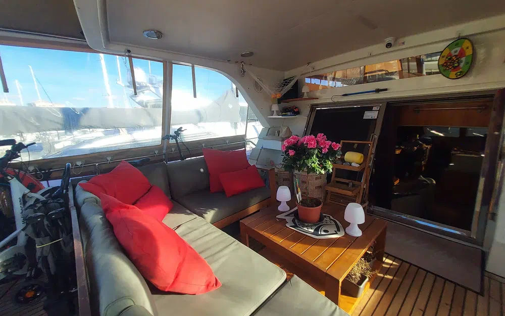 President 585 · 1996 for sale in French Riviera — photo 8