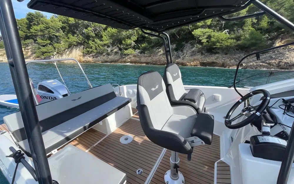 Beneteau Flyer 8 · 2020 à vendre – Côte d'Azur — photo 6
