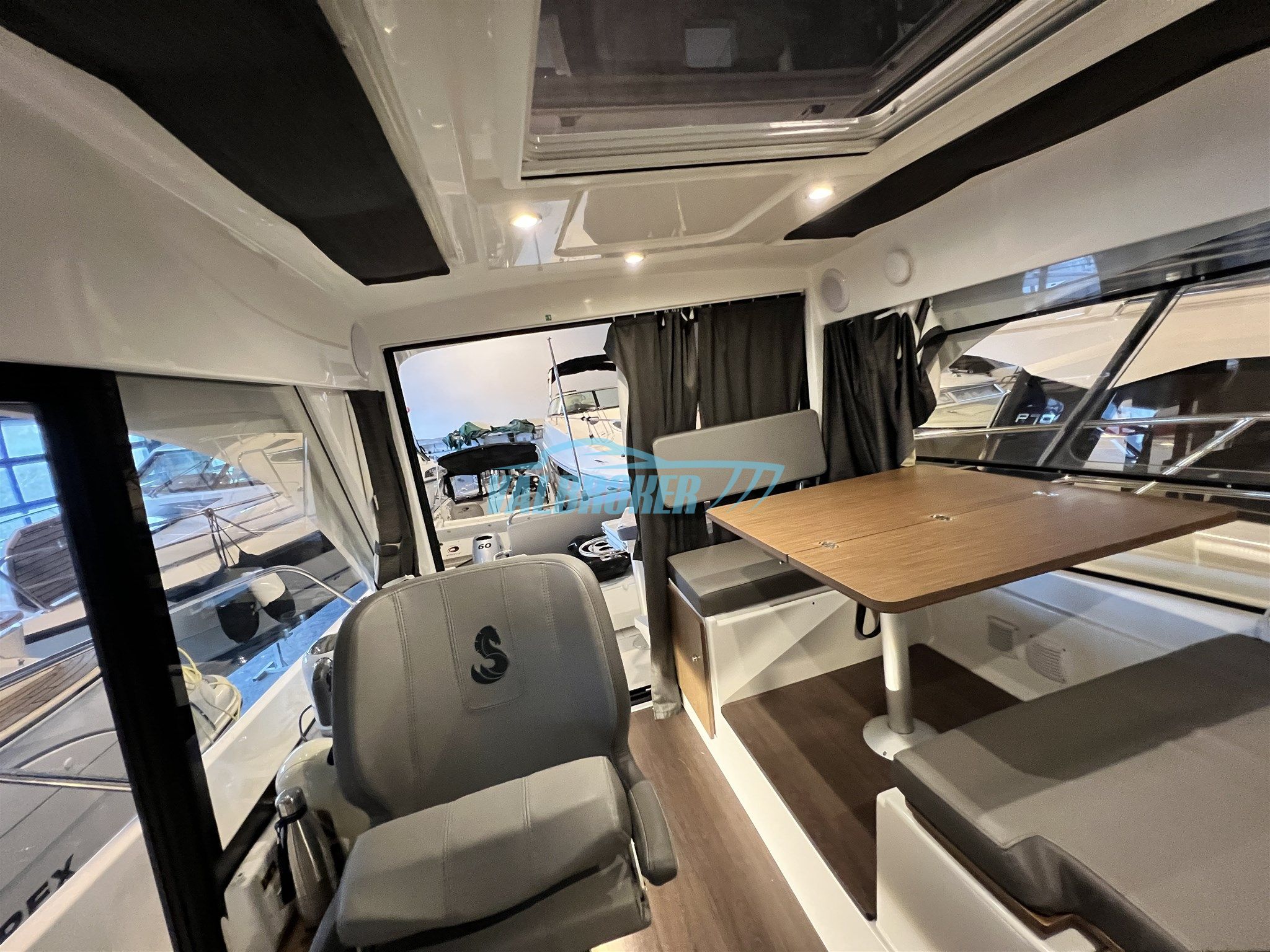 Beneteau Antares 9 · 2022 à vendre – Autre zone — photo 9