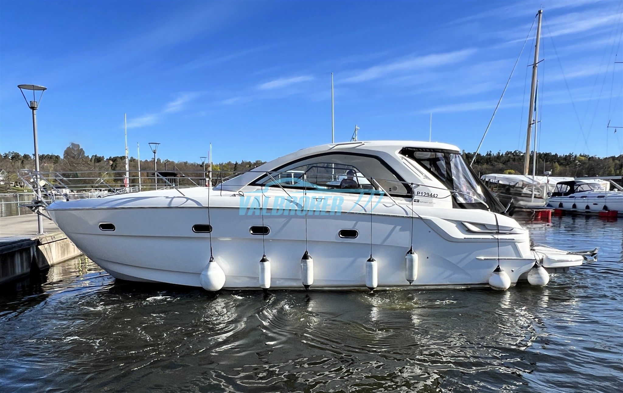 Bavaria 38 SPORT HT · 2011 in vendita in Altra zona — foto 3