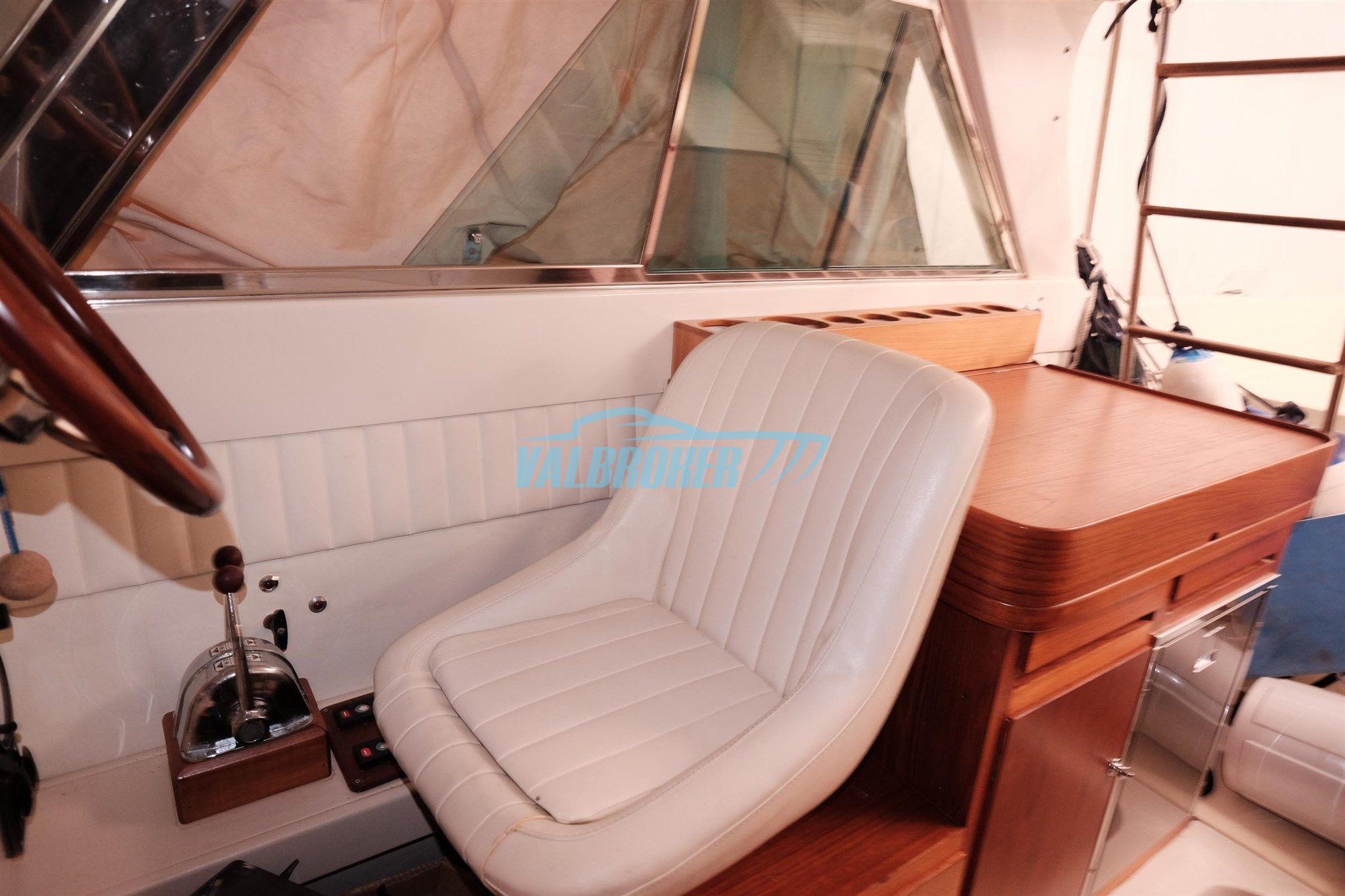 Colombo Sport Fisherman 31 · 1987 en venta en Otra zona — foto 9