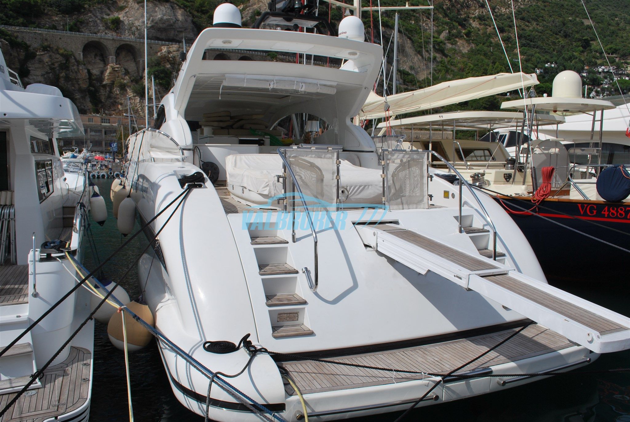 Overmarine Mangusta 72 · 1999 for sale in Liguria & Genoa — photo 5