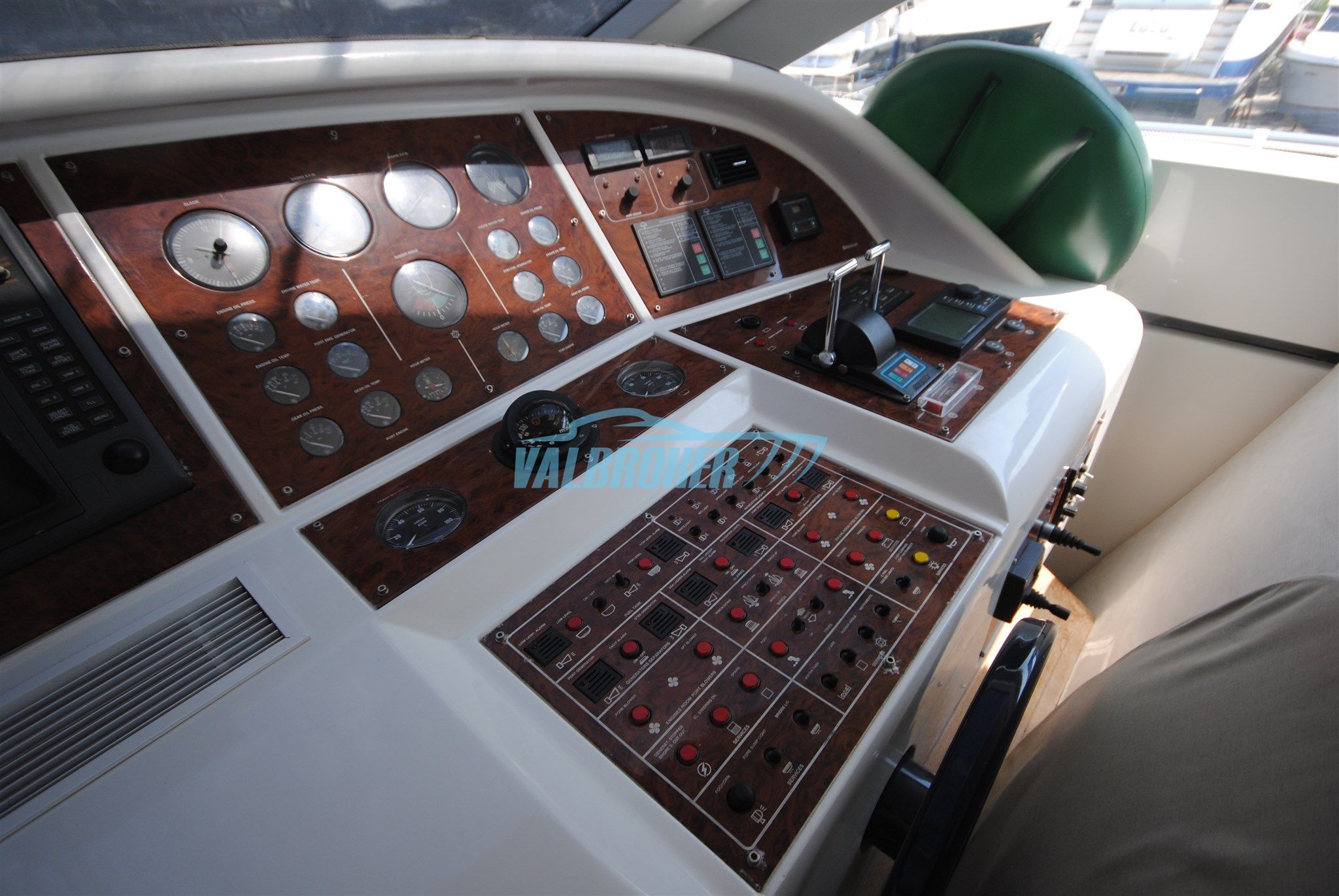 Overmarine Mangusta 72 · 1999 for sale in Liguria & Genoa — photo 10
