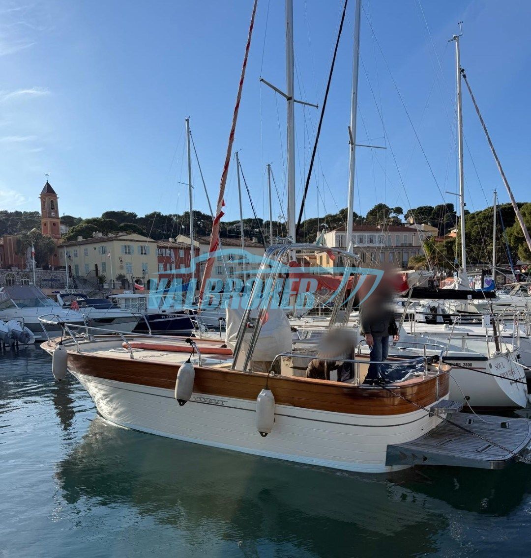 Cantieri Tirrenia Viveur 7.50 · 2010 zu verkaufen – Côte d'Azur — Foto 2