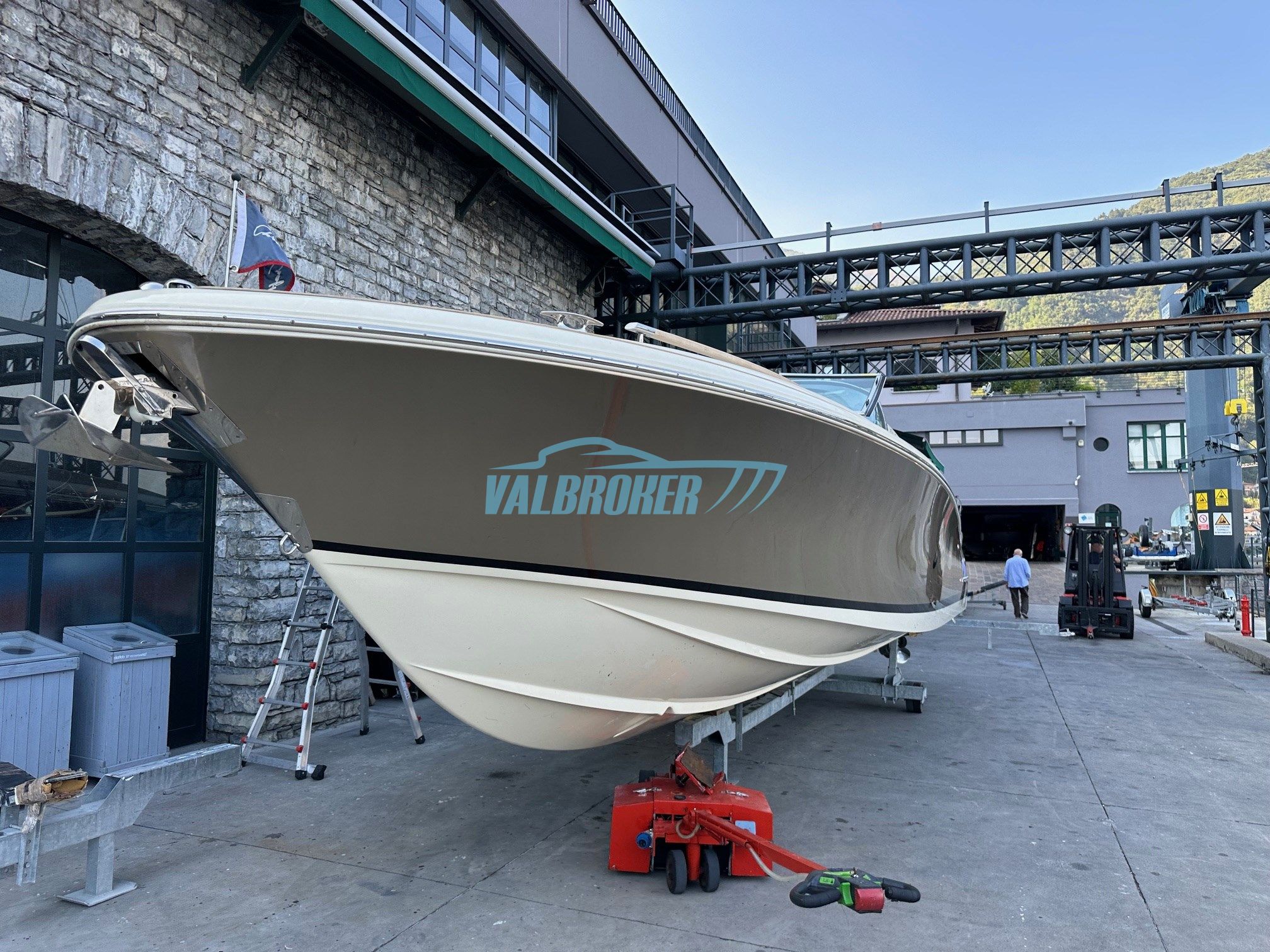 Chris Craft CORSAIR 32 · 2016 à vendre – Autre zone — photo 4