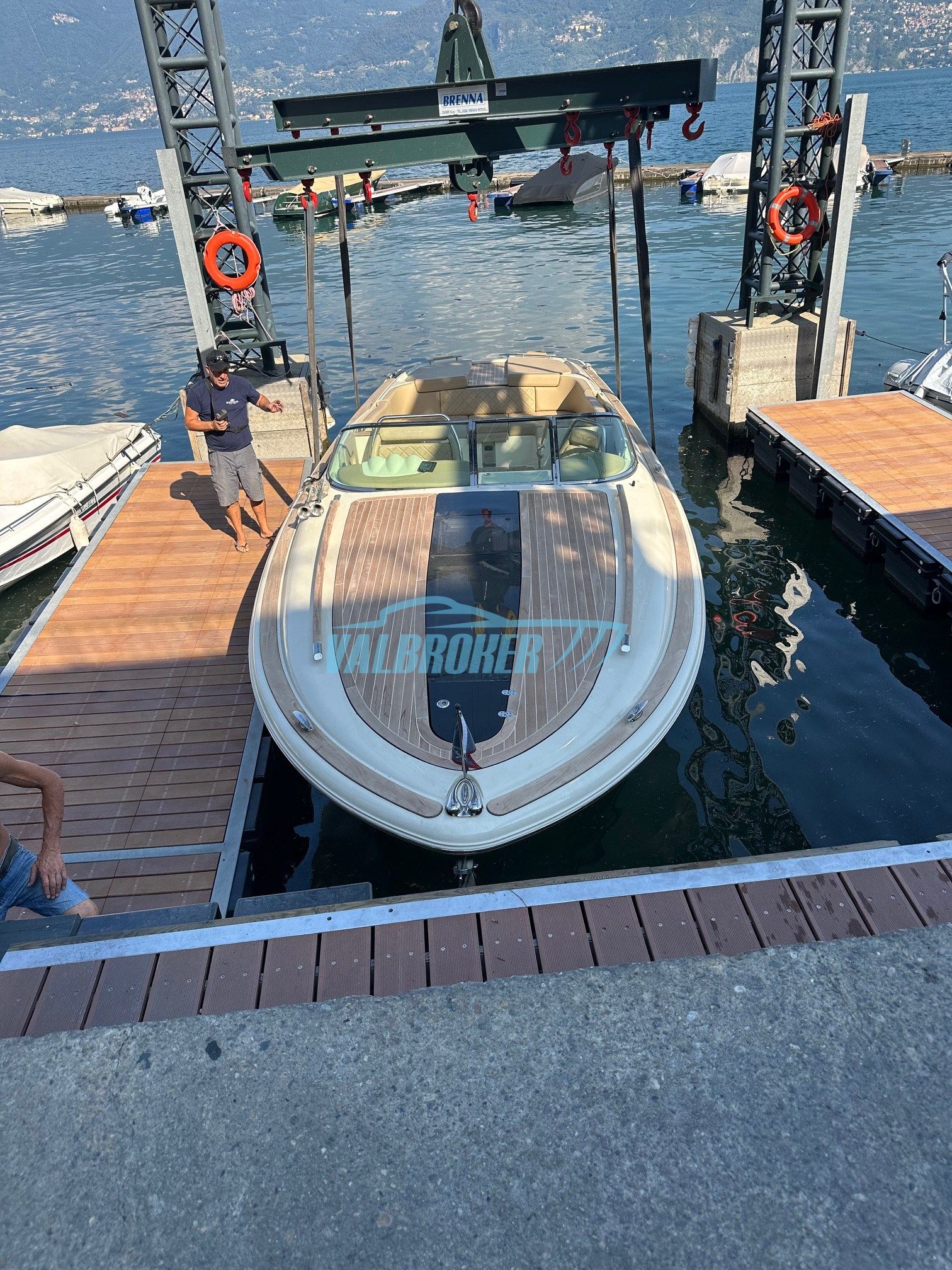 Chris Craft CORSAIR 32 · 2016 à vendre – Autre zone — photo 5