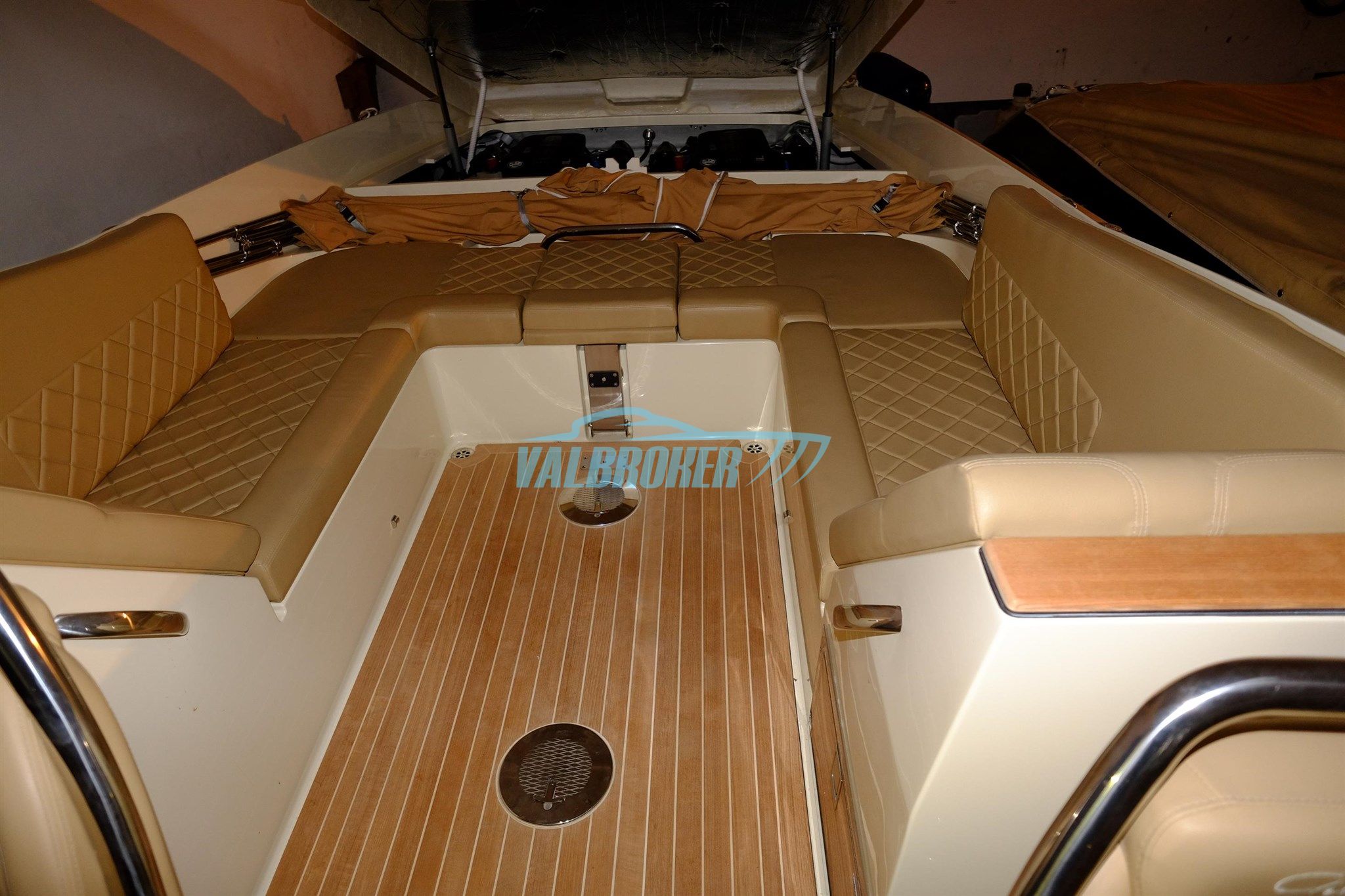Chris Craft CORSAIR 32 · 2016 à vendre – Autre zone — photo 9