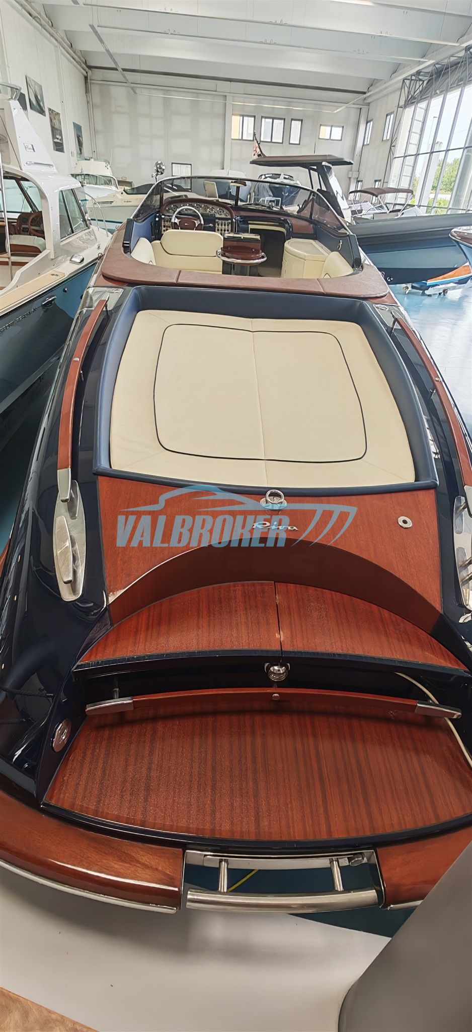 Riva Aquariva 33 · 2006 à vendre – Autre zone — photo 4