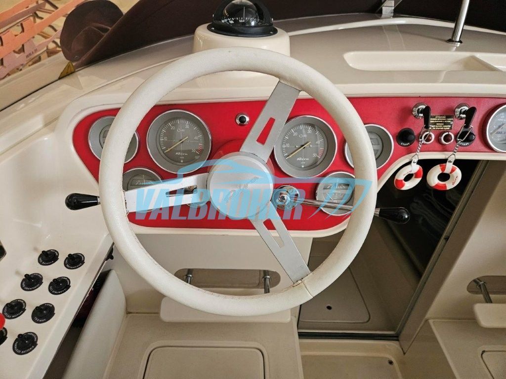Riva SAINT TROPEZ · 1986 for sale in Other area — photo 9