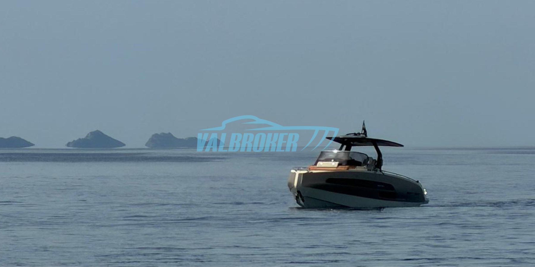 Invictus GT320 · 2023 in vendita in Altra zona — foto 1