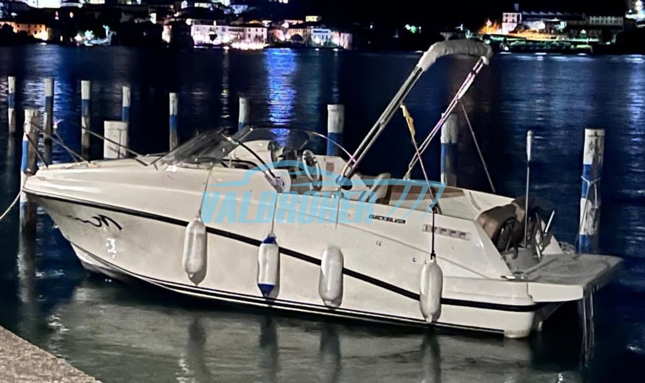 Quicksilver Activ 640 Cabin · 2011 en venta en Otra zona — foto 3