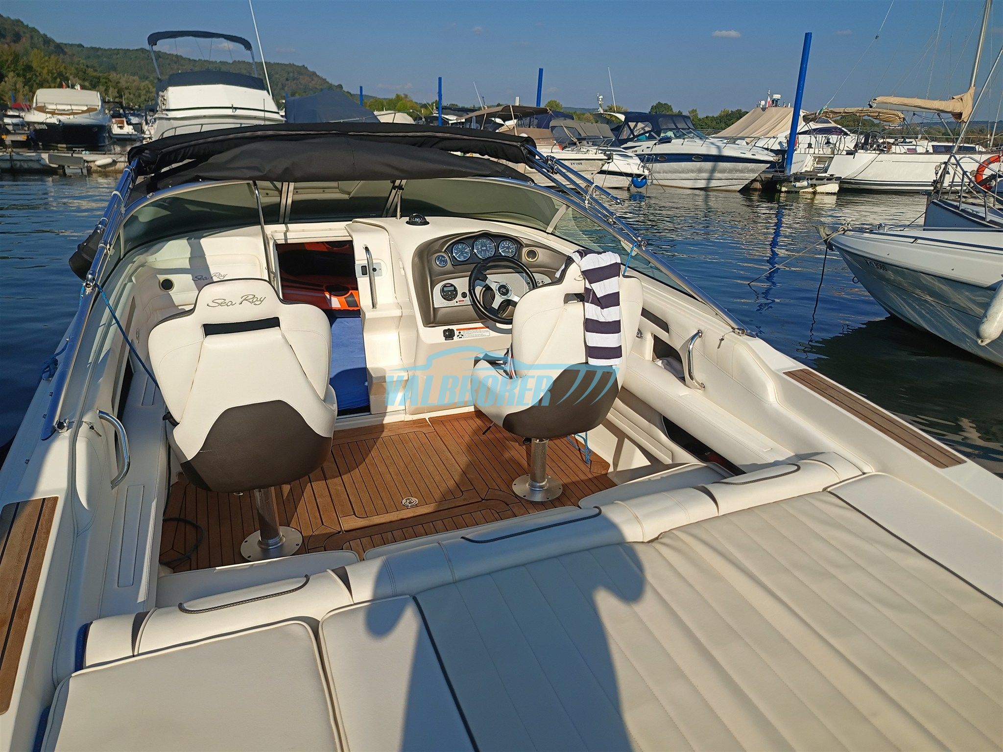 Sea Ray 240 SUN SPORT · 2007 en venta en Otra zona — foto 3