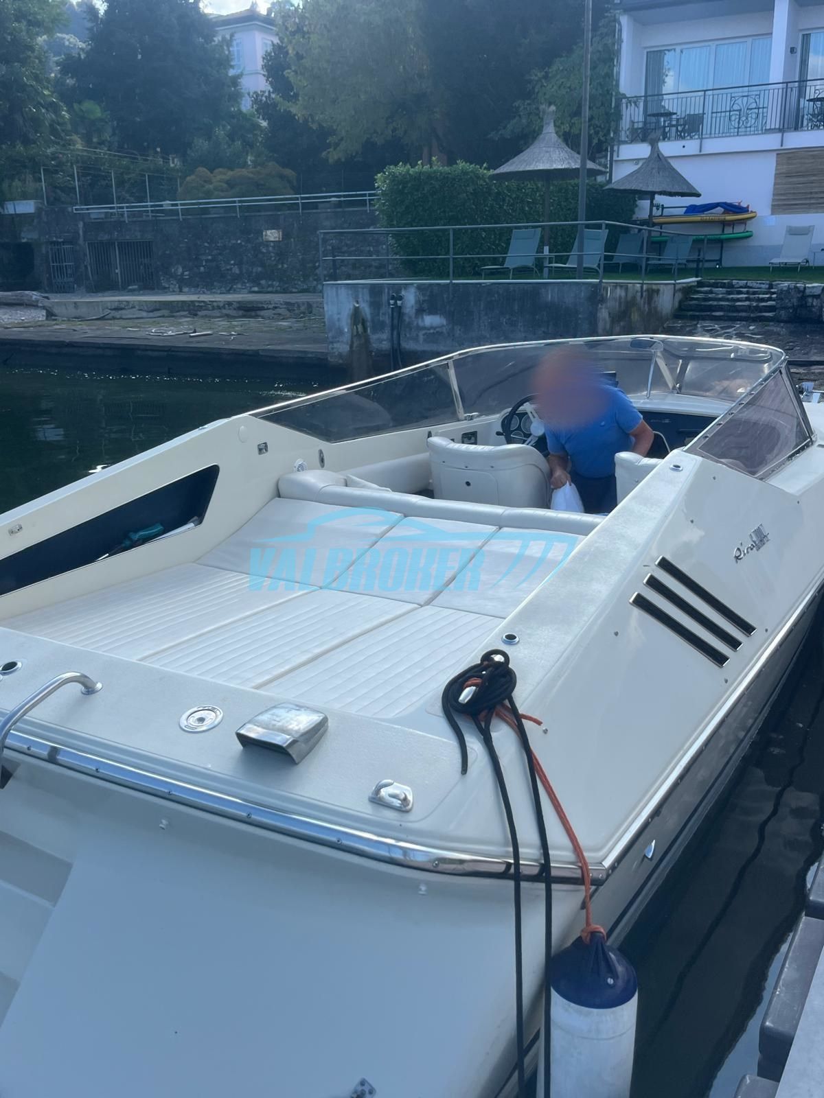 Riva SAINT TROPEZ · 1981 for sale in Other area — photo 7