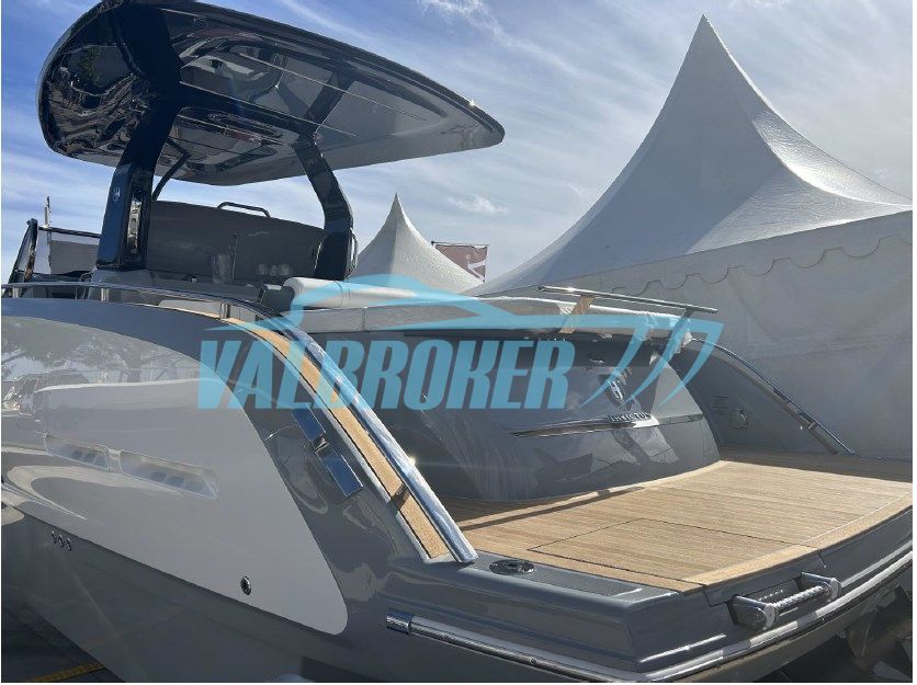Invictus GT320 · 2024 en venta en Otra zona — foto 5