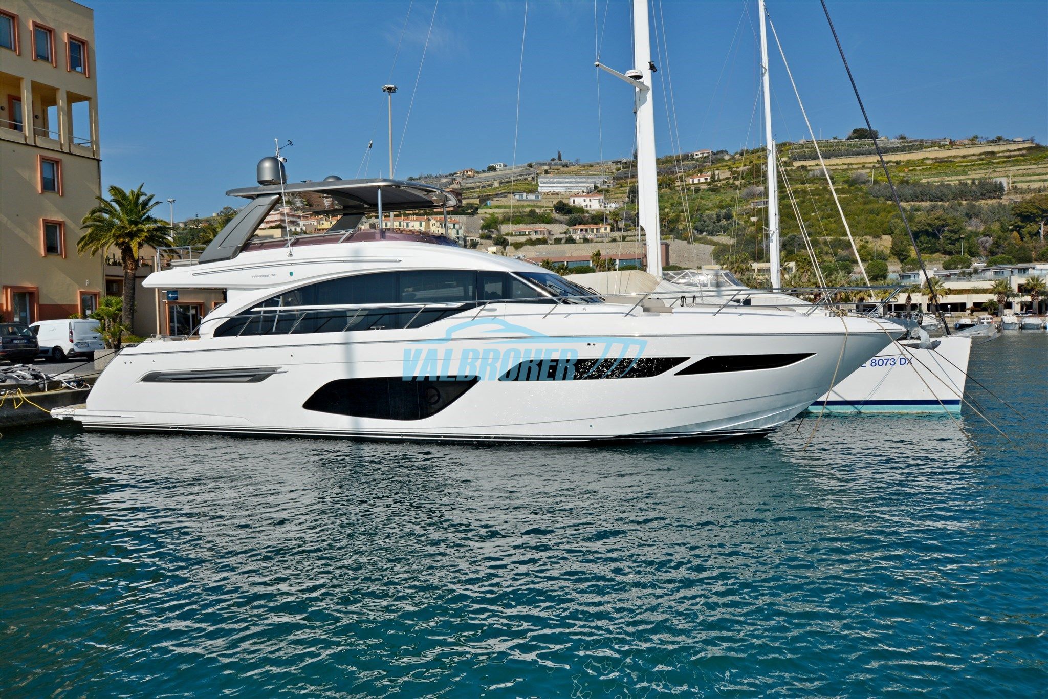 Princess Yachts F70 · 2019 en venta en Liguria y Génova — foto 1