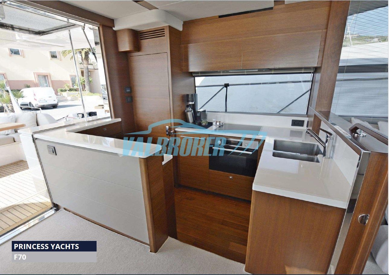 Princess Yachts F70 · 2019 en venta en Liguria y Génova — foto 8