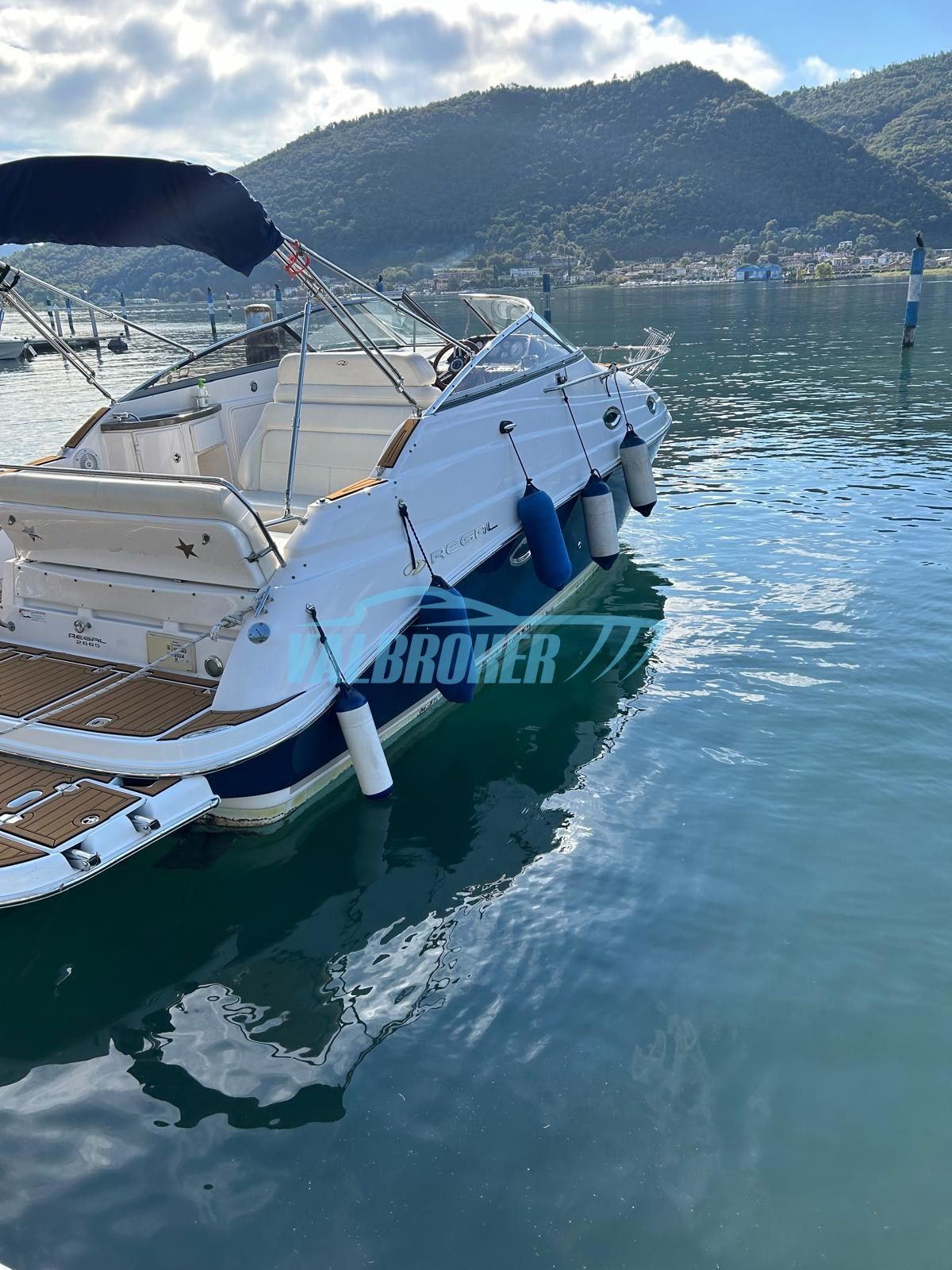 Regal Marine 2665 · 2008 in vendita in Altra zona — foto 3