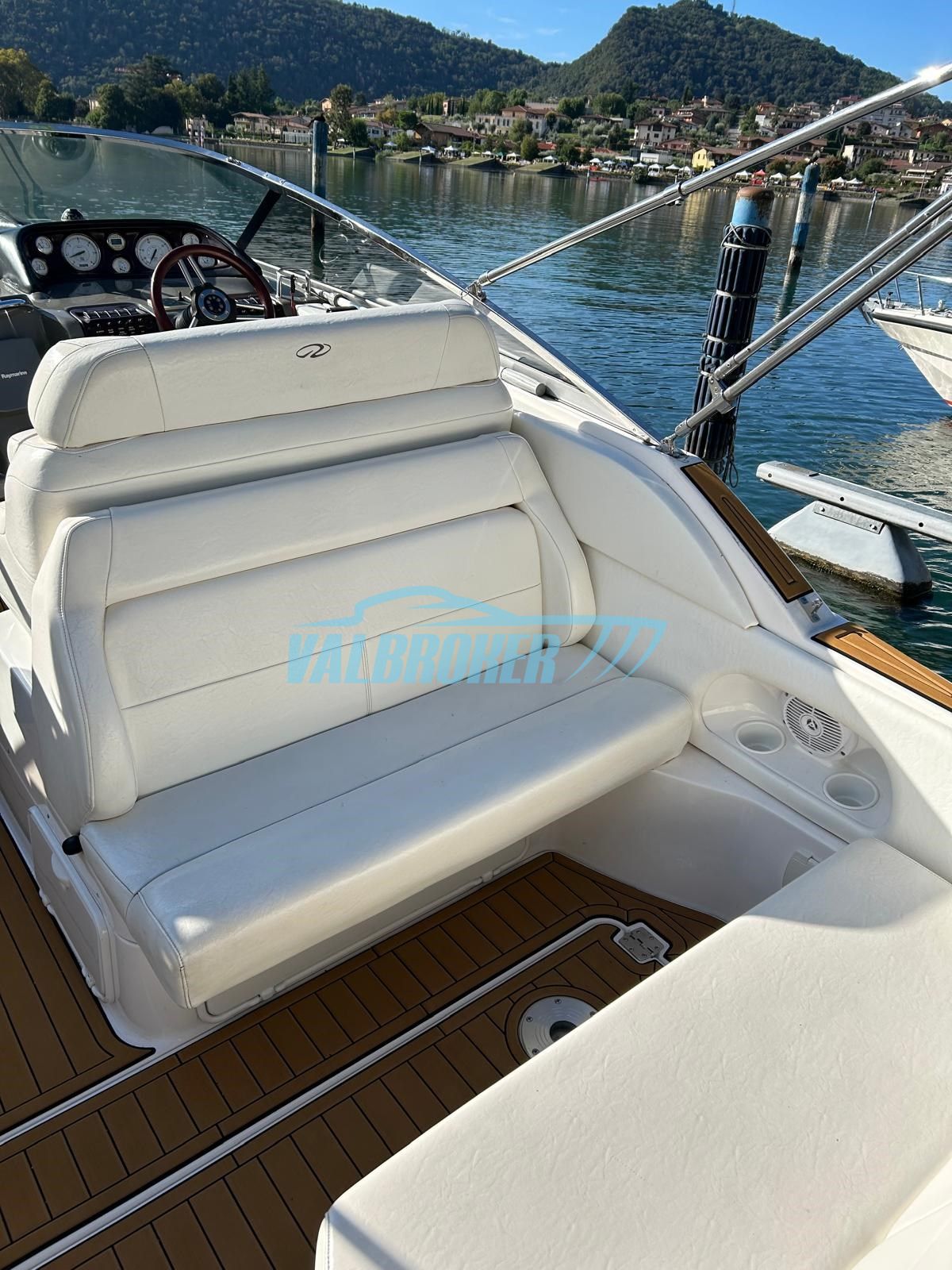 Regal Marine 2665 · 2008 in vendita in Altra zona — foto 10
