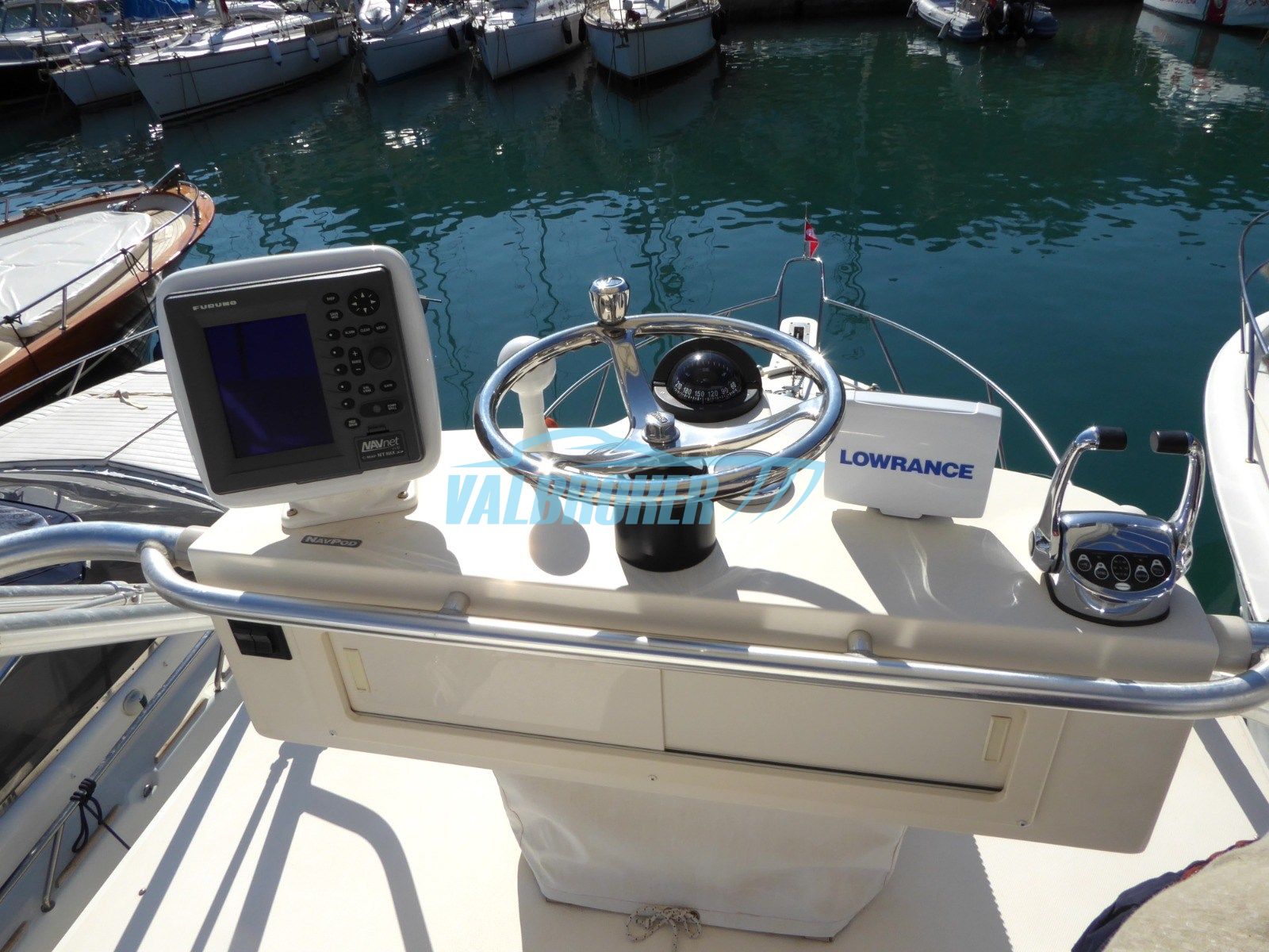 Carolina Classic CLASSIC 28 · 2009 in vendita in Altra zona — foto 6