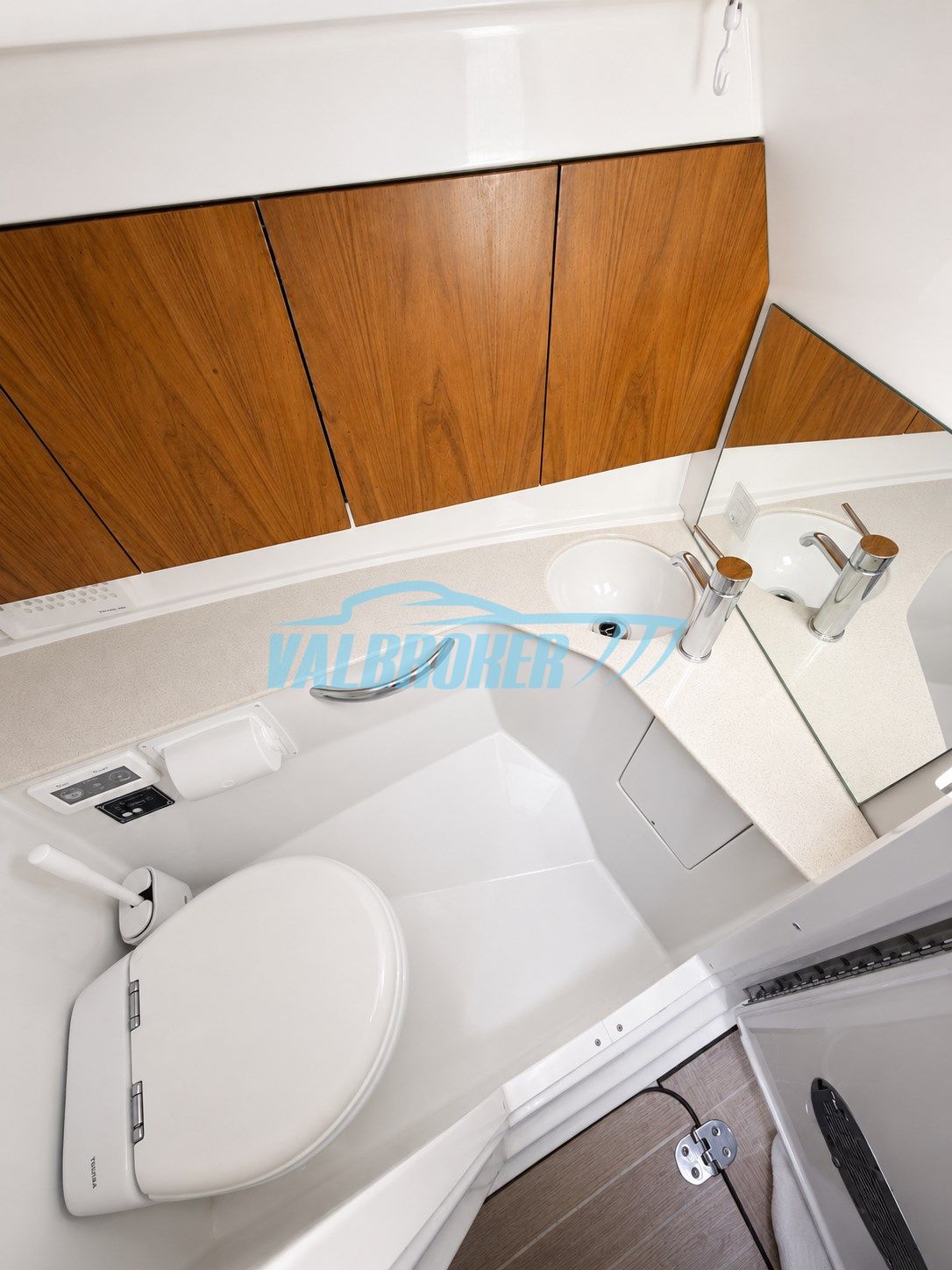 Chris Craft LAUNCH 32 · 2015 in vendita in Costa Azzurra — foto 10