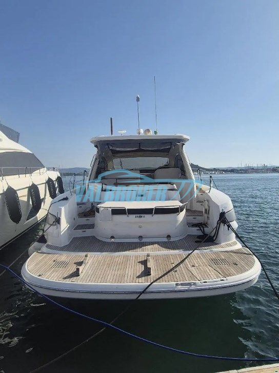Bavaria 43 HT · 2011 en venta en Croacia — foto 4