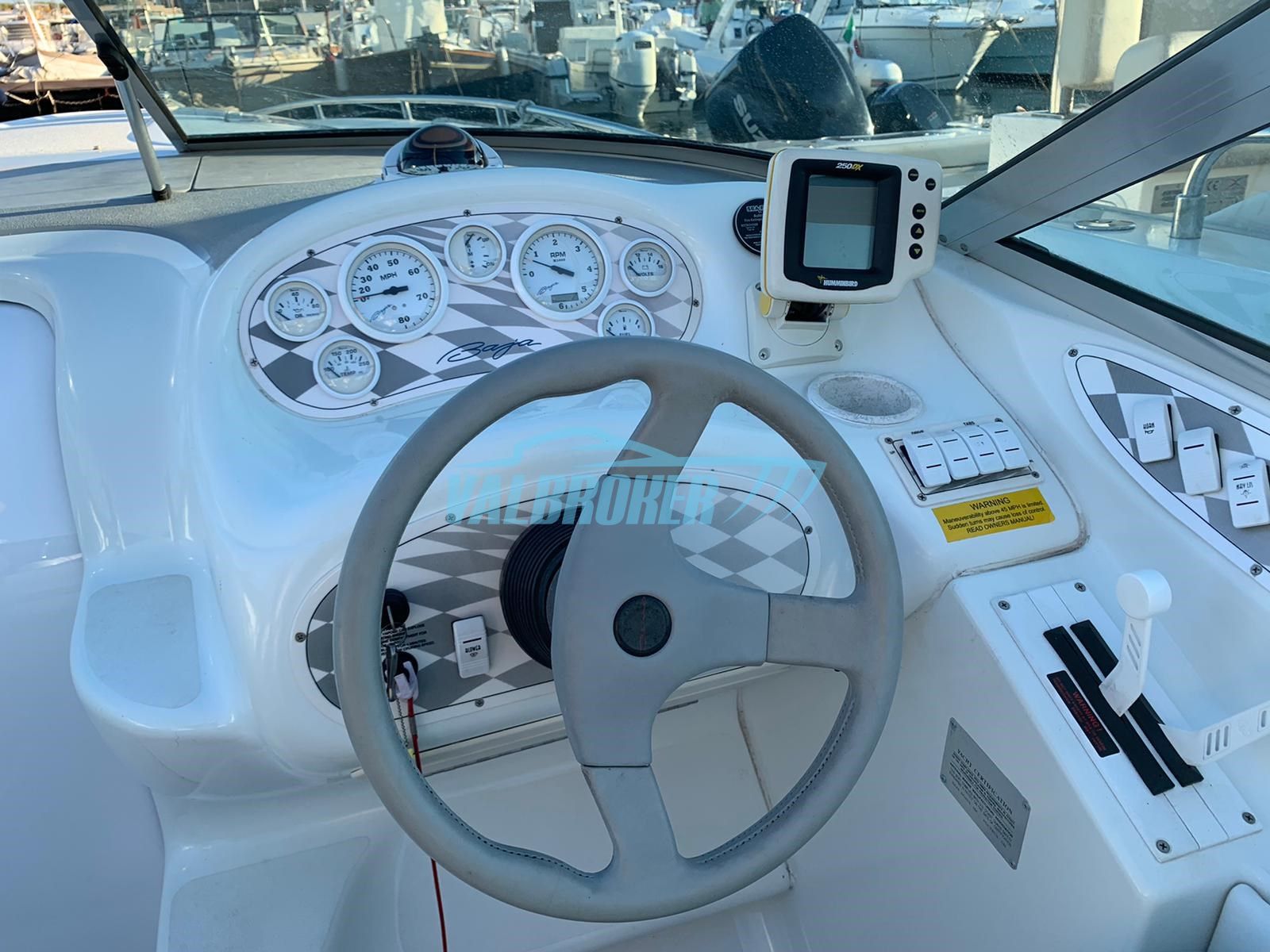Baja Marine 270 · 1996 en venta en Otra zona — foto 8