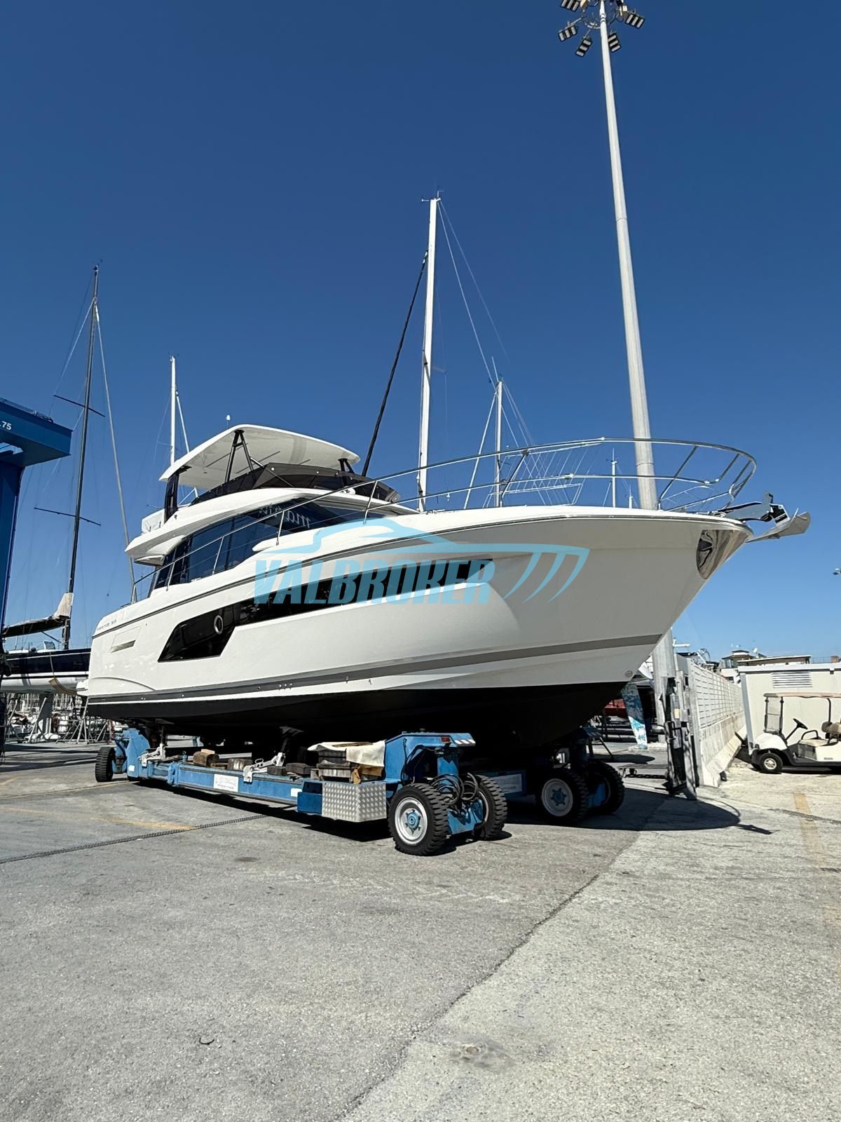 Prestige 520 · 2024 en venta en Otra zona — foto 2