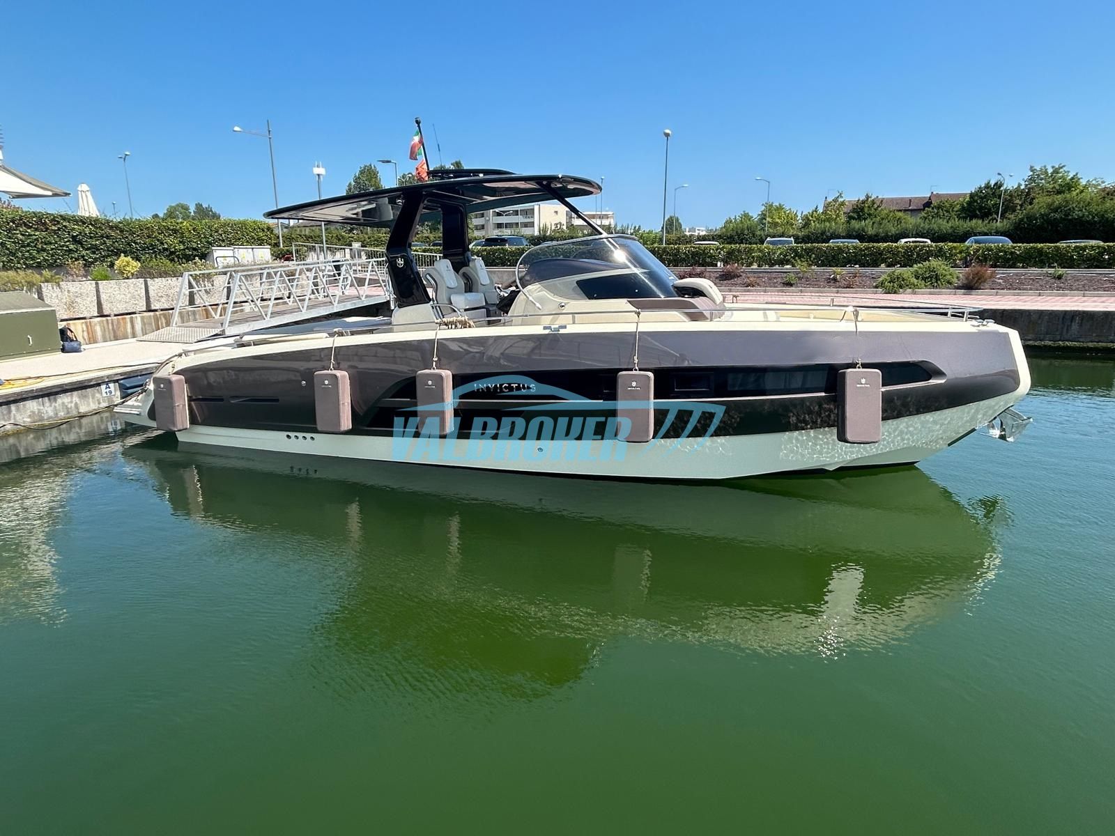 Invictus GT320 · 2024 en venta en Otra zona — foto 1
