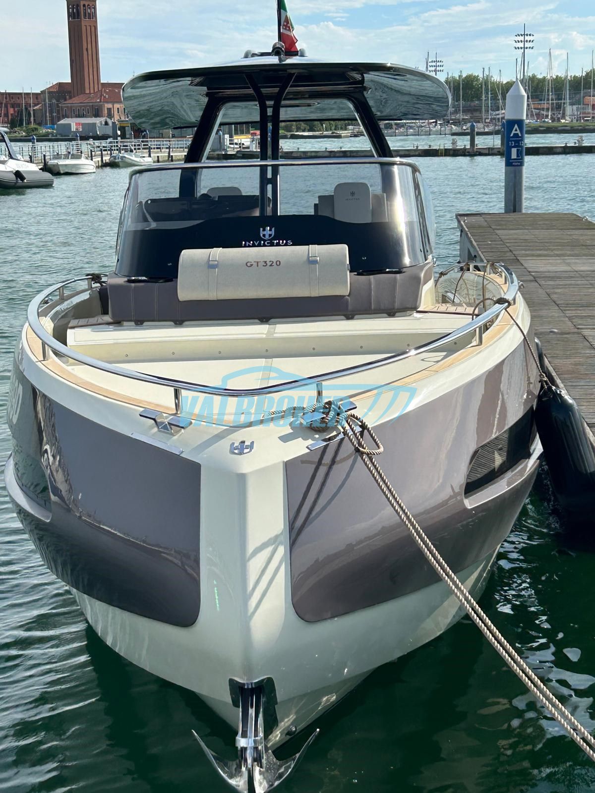 Invictus GT320 · 2024 en venta en Otra zona — foto 3