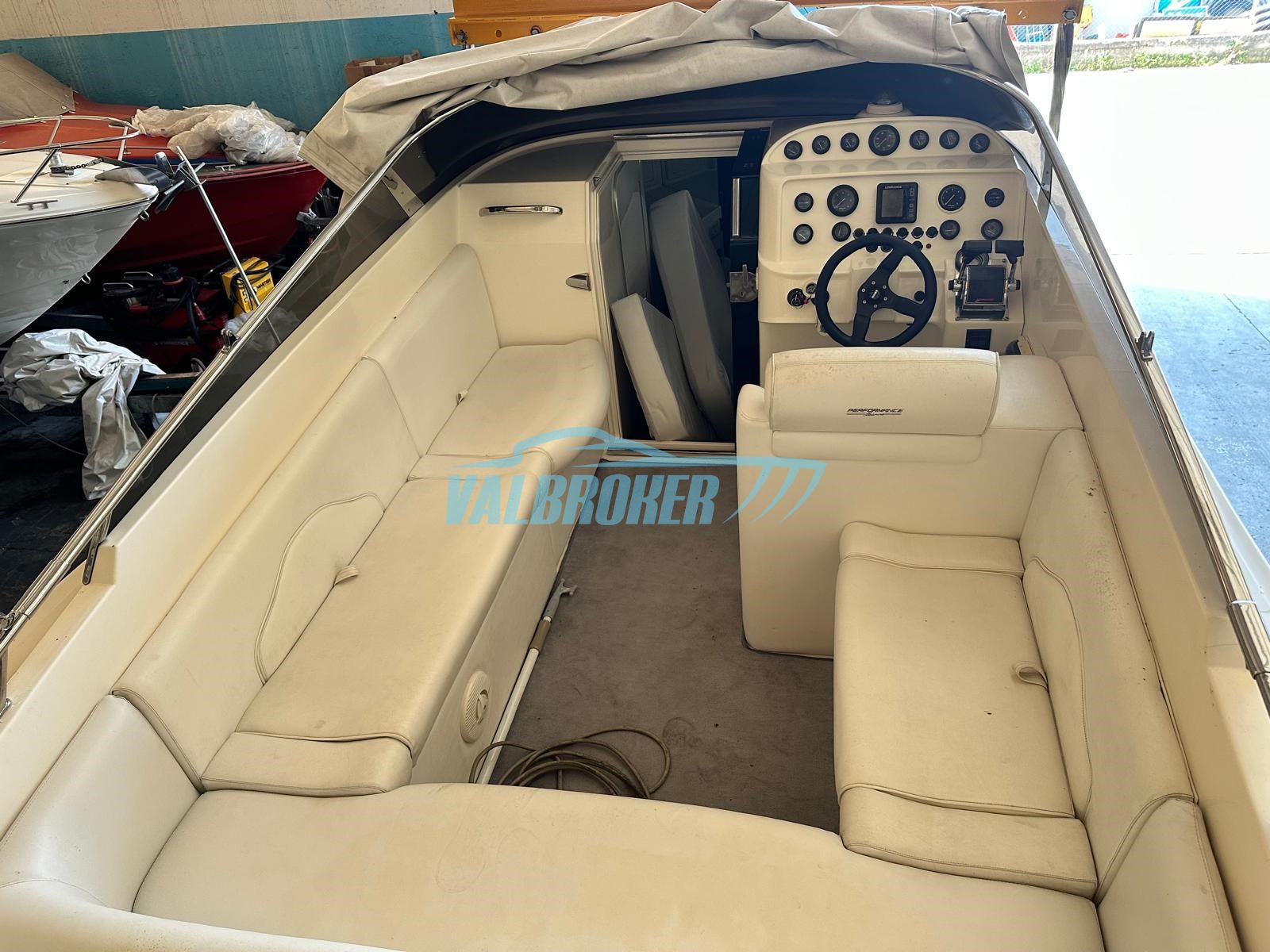Performance Marine 907 Performance · 1997 en venta en Otra zona — foto 6