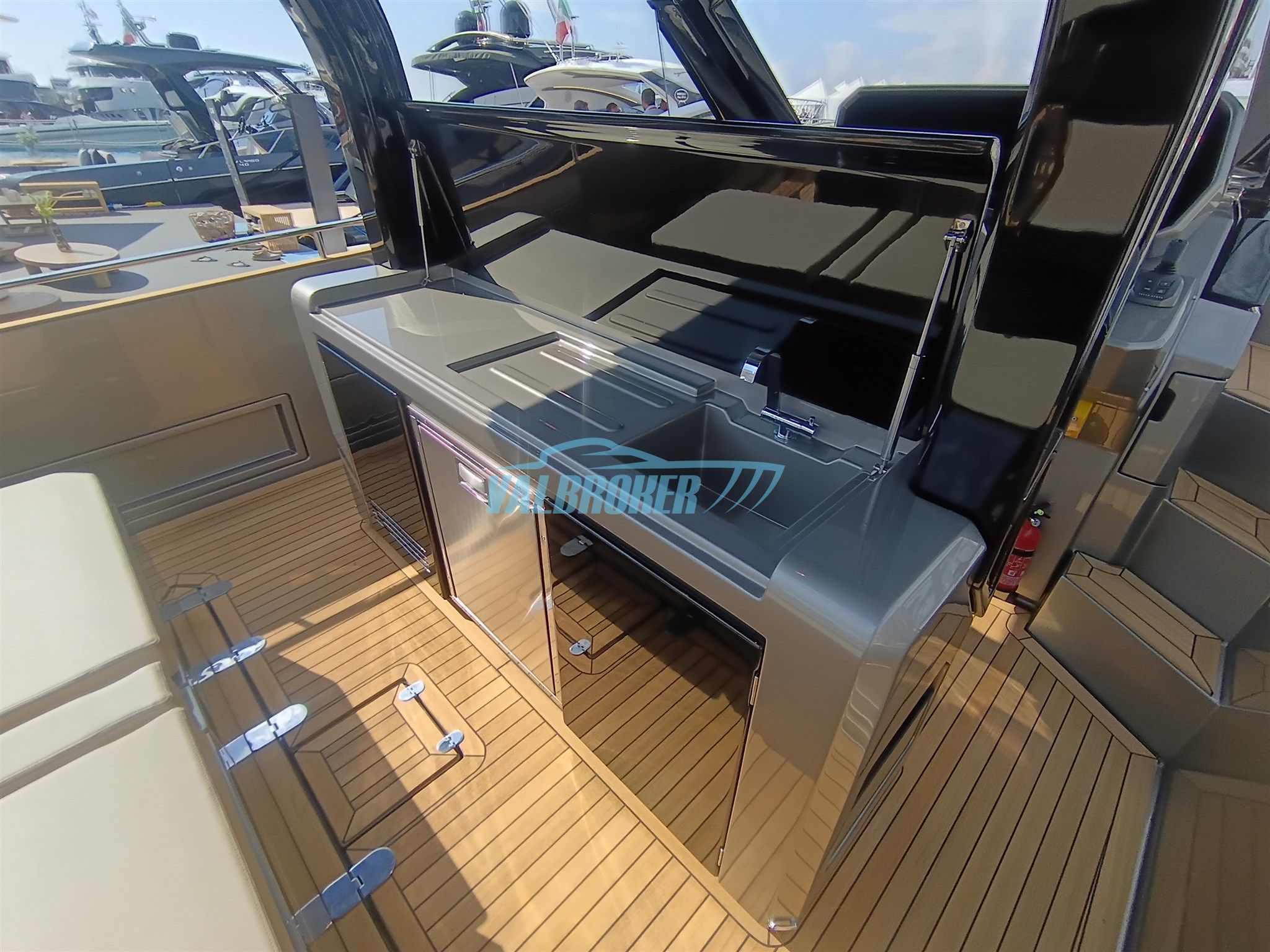 Òndia ONDIA 36 CARBON SPORT T-TOP · 2025 à vendre – Autre zone — photo 9