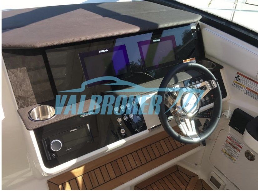 Sea Ray 320 Sundancer · 2018 for sale in Other area — photo 5