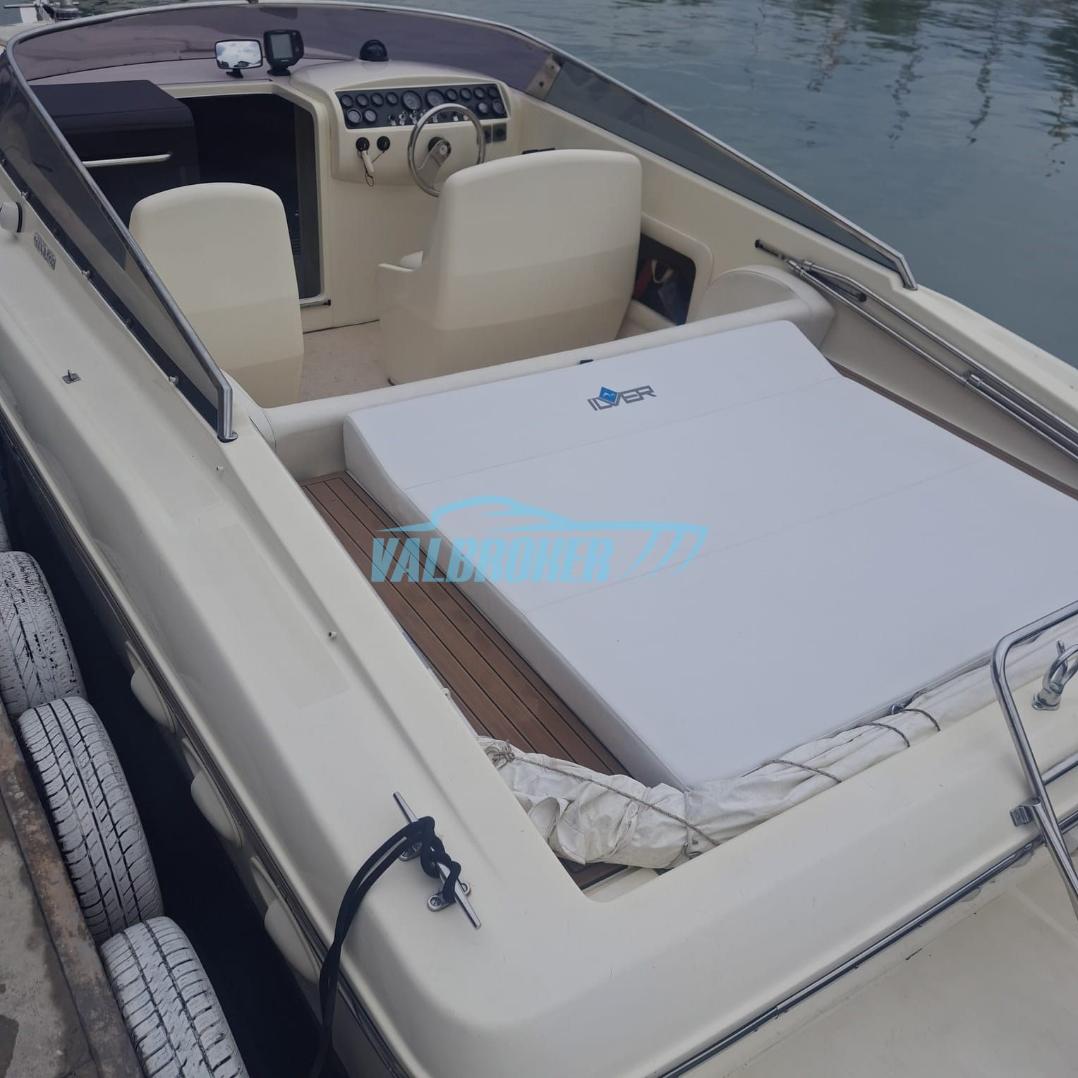 Ilver Galaxi 28 · 1990 in vendita in Altra zona — foto 8