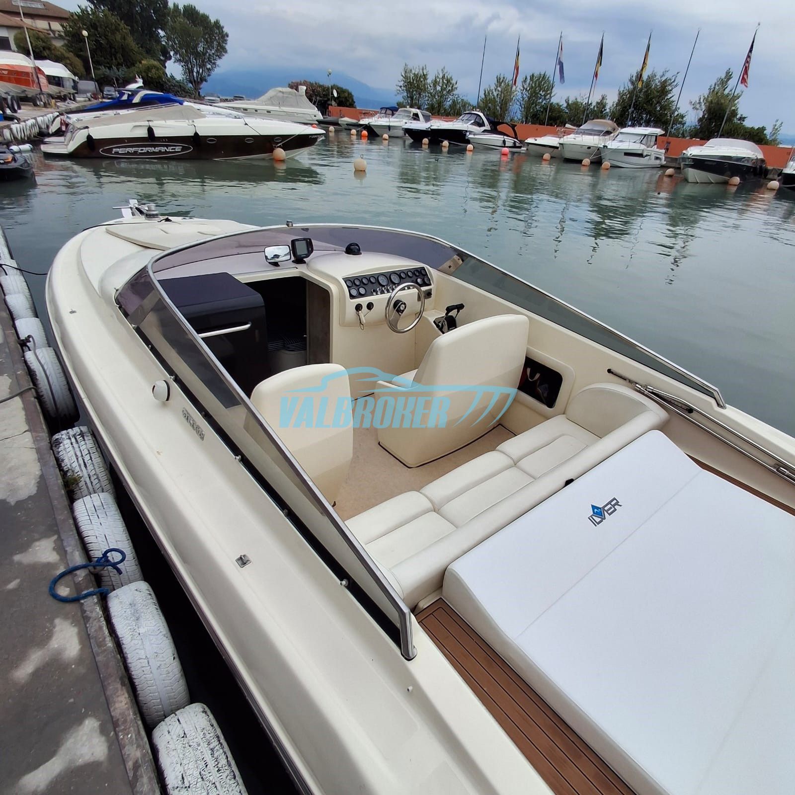 Ilver Galaxi 28 · 1990 in vendita in Altra zona — foto 10