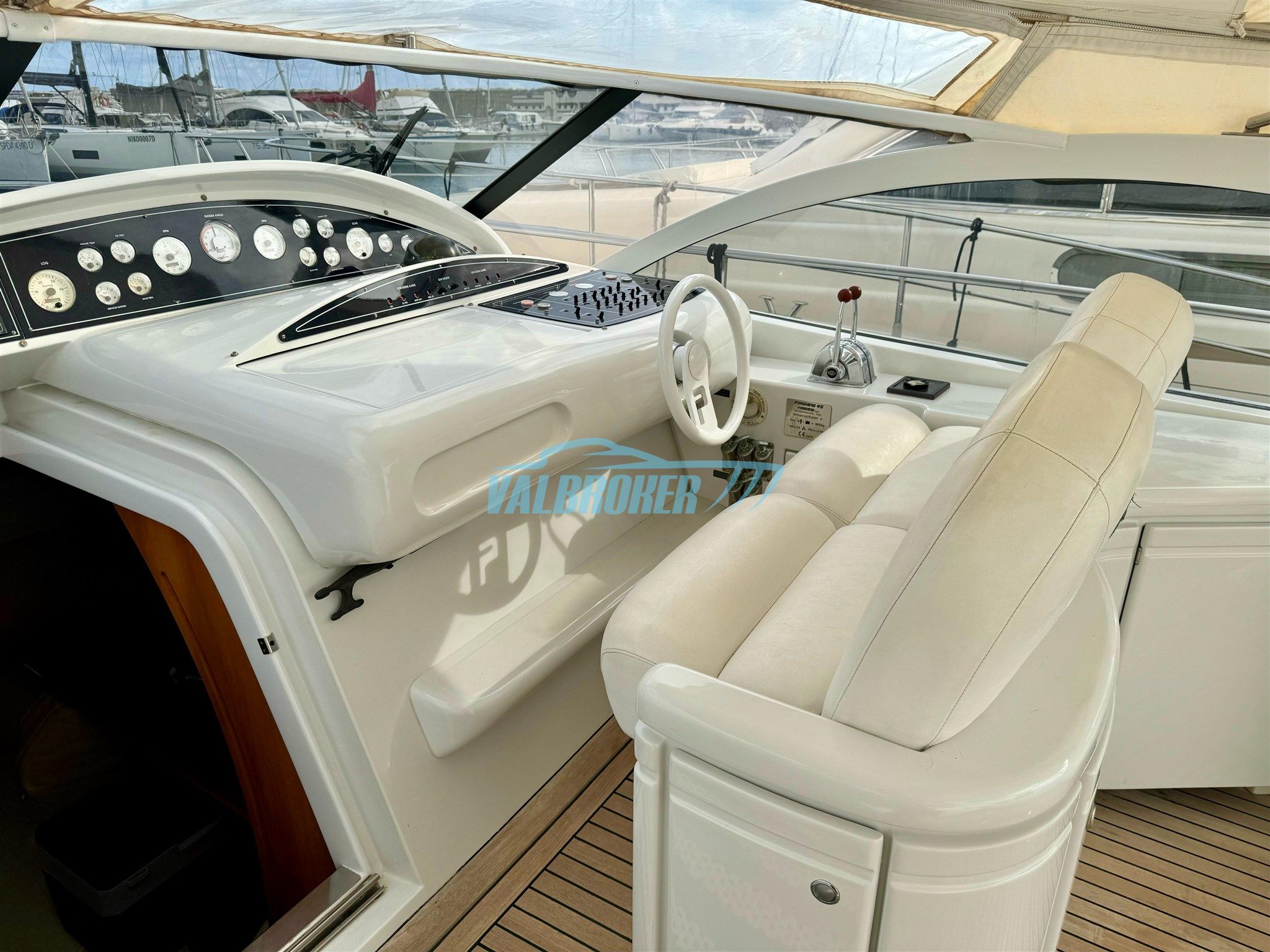 Pershing Pershing 45 · 2002 in vendita in Liguria e Genova — foto 6