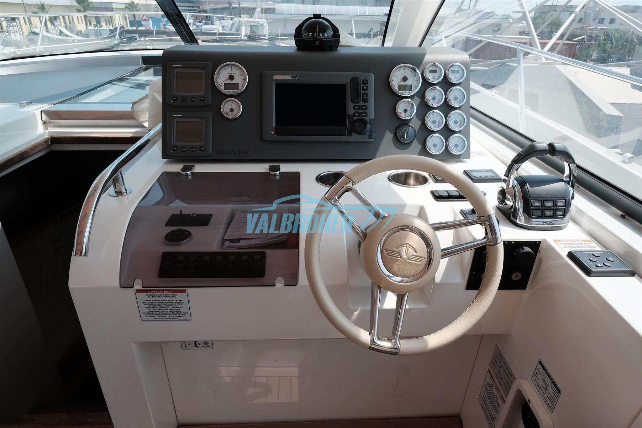 Sealine SC 35 · 2011 in vendita in Liguria e Genova — foto 3