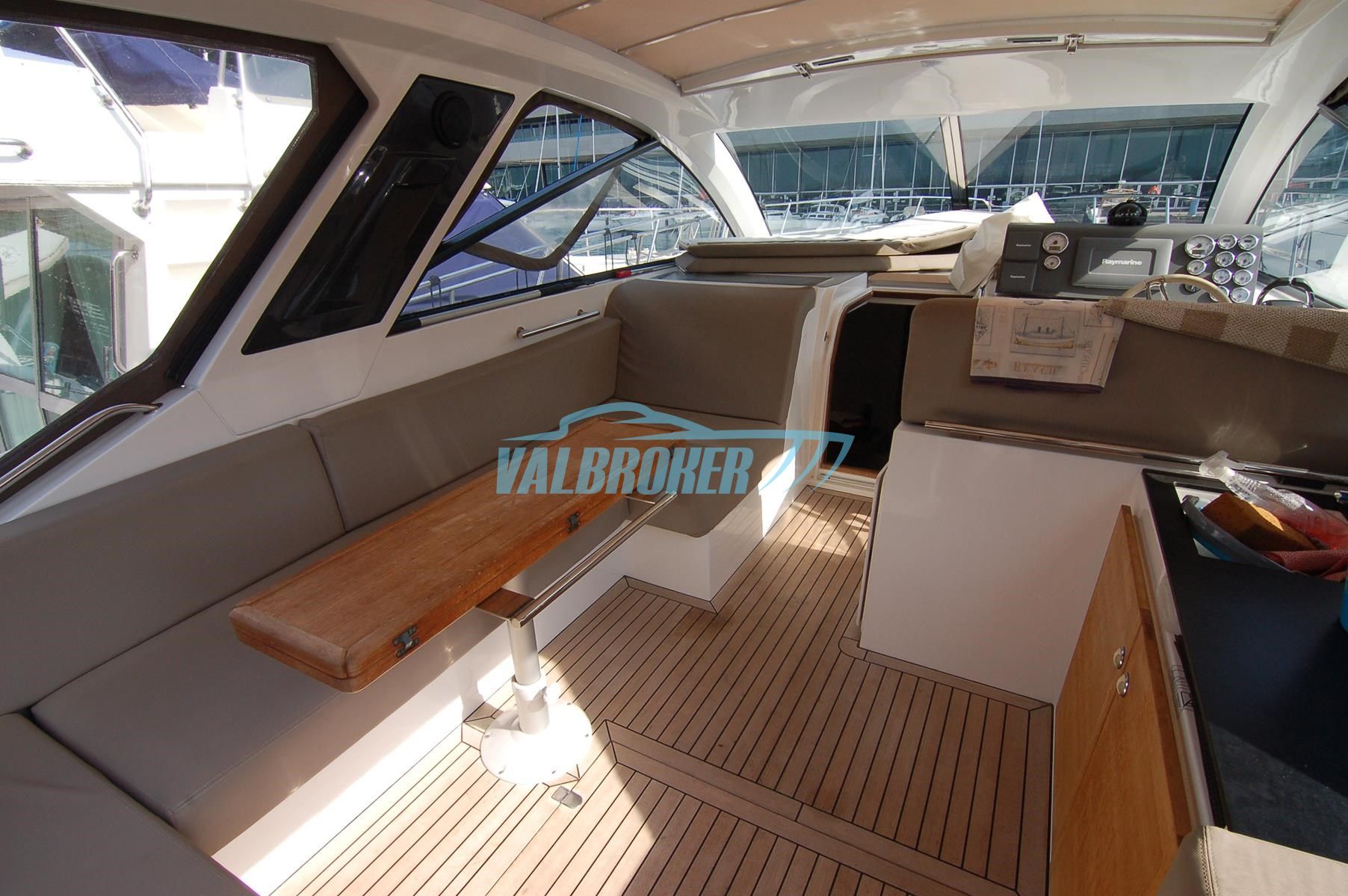 Sealine SC 35 · 2011 in vendita in Liguria e Genova — foto 10
