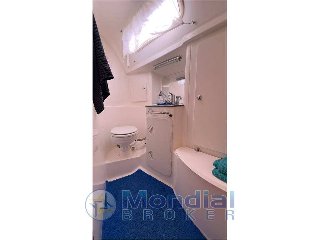 Bavaria 38 Cruiser · 2005 à vendre – Autre zone — photo 6