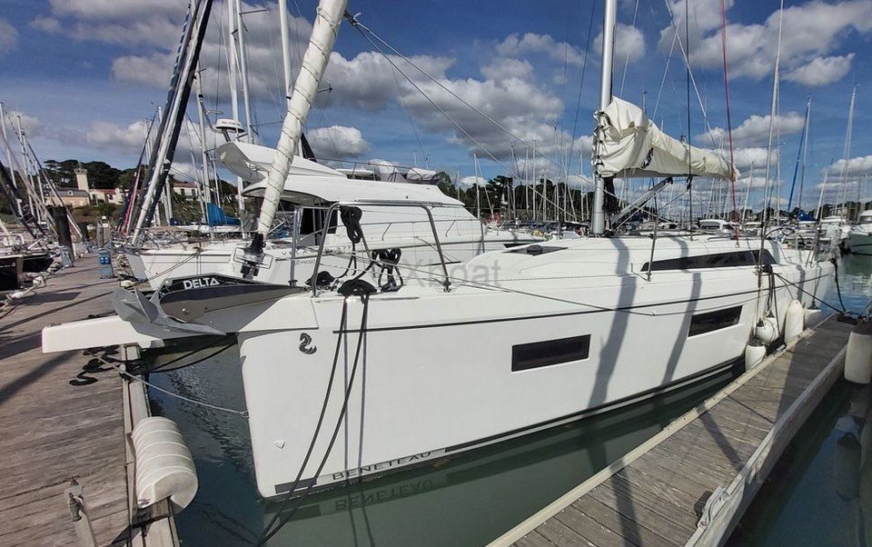 Beneteau OCEANIS 34.1 · 2023 en venta en Vendée y La Rochelle — foto 1