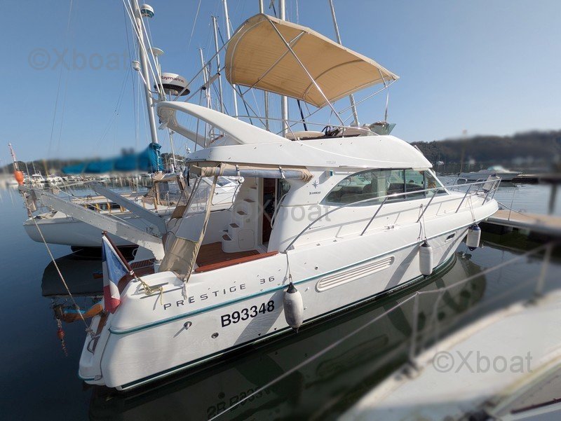 Jeanneau PRESTIGE 36 FLY · 2003 en venta en Bretaña — foto 2